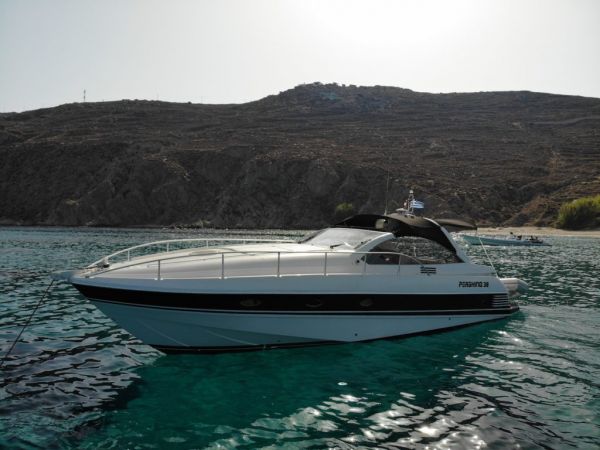 Pershing M:Y 38ft.
